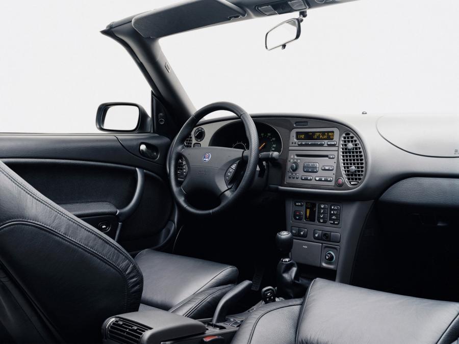  Saab 9-3 Convertible 1998 года  (фото 3 из 57)
